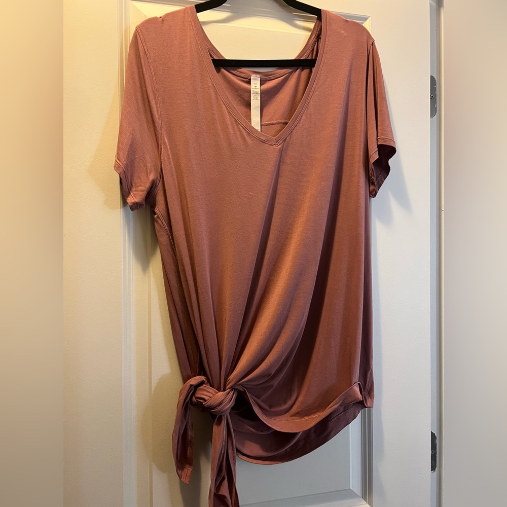 Size 10 Mauve Lululemon Side Tie Top